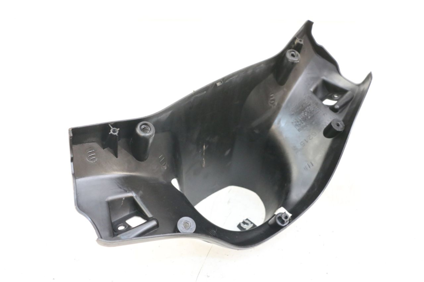 photo de REAR HANDLEBAR COVER MBK BOOSTER SPIRIT 50 (2004 - 2017) - Fixing points details