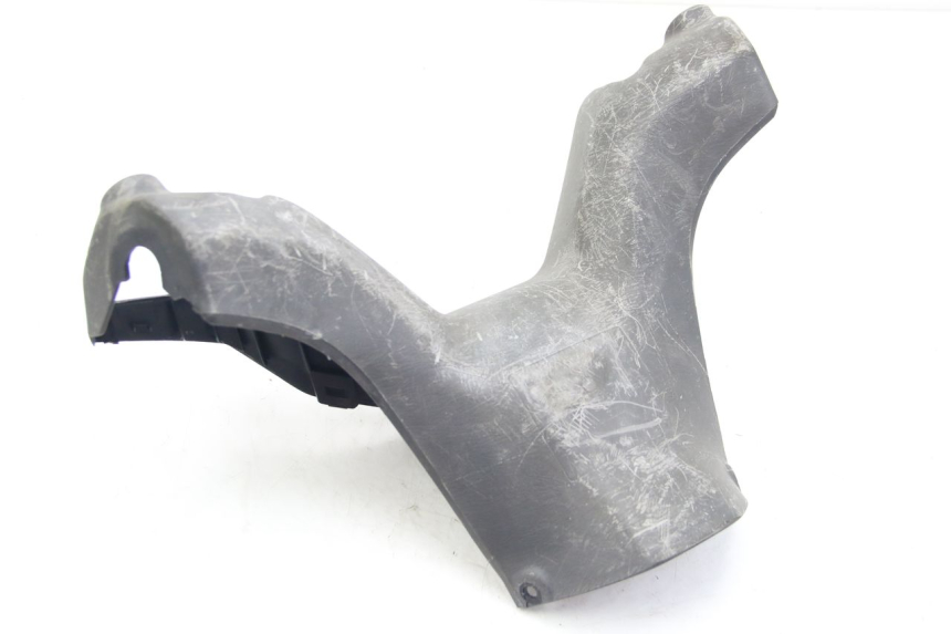 photo de REAR HANDLEBAR COVER SUZUKI BURGMAN 125 (2007 - 2014) - Zoom on usage condition