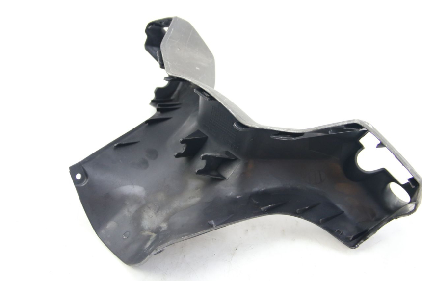 photo de REAR HANDLEBAR COVER SUZUKI BURGMAN 125 (2007 - 2014) - Alternative perspective