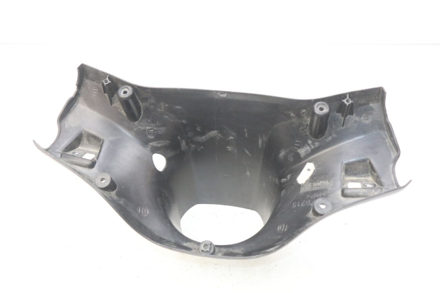 photo de REAR HANDLEBAR COVER YAMAHA BW'S 50 (2004 - 2017) - Technical close-up