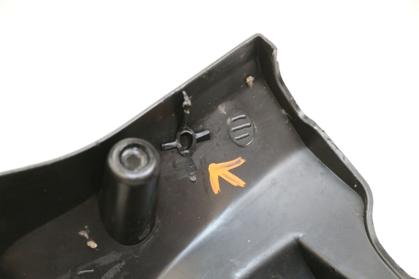 photo de REAR HANDLEBAR COVER YAMAHA BW'S 50 (2004 - 2017) - Checked used part