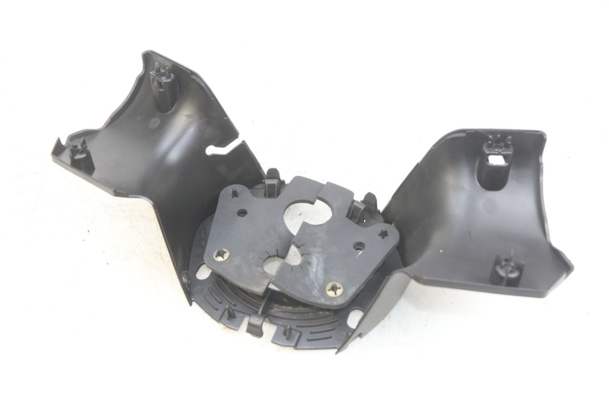 photo de REAR HANDLEBAR COVER PEUGEOT CITYSTAR 125 (2011 - 2017) - Main view