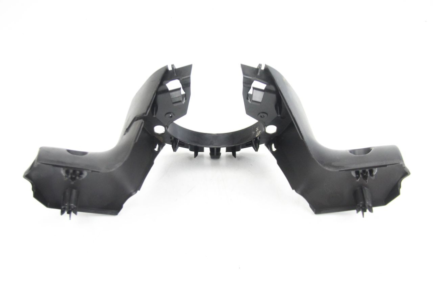 photo de REAR HANDLEBAR COVER PEUGEOT CITYSTAR 50 (2013 - 2017) - Alternative perspective