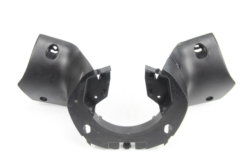 photo de REAR HANDLEBAR COVER PEUGEOT CITYSTAR 50 (2013 - 2017) - Technical close-up