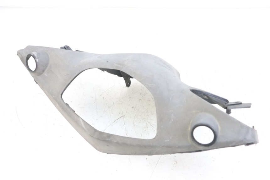 photo de REAR HANDLEBAR COVER YAMAHA CYGNUS X 125 (2004 - 2007) - Technical close-up