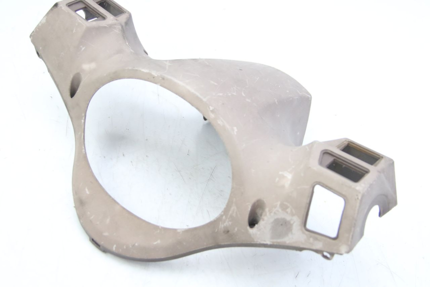 photo de REAR HANDLEBAR COVER SYM FIDDLE 2 125 (2010 - 2013) - Alternative perspective