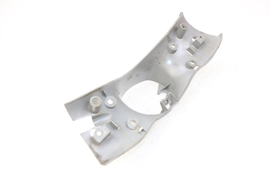 photo de REAR HANDLEBAR COVER MBK FLIPPER 50 (2004 - 2012) - Technical close-up