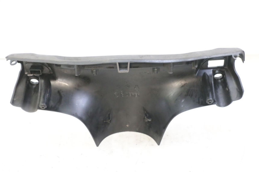 photo de REAR HANDLEBAR COVER PIAGGIO FLY 2T 50 (2004 - 2017) - Product overview
