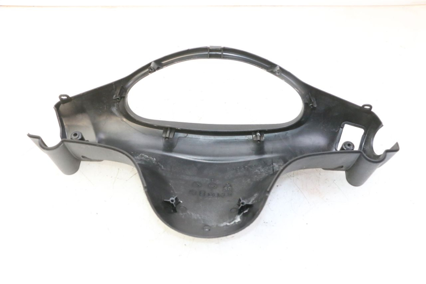 photo de REAR HANDLEBAR COVER PIAGGIO FLY 2T 50 (2004 - 2017) - Zoom on usage condition