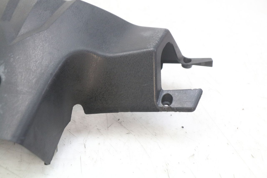 photo de REAR HANDLEBAR COVER RIDE JUMP 2T 50 (2012 - 2017) - Zoom on usage condition