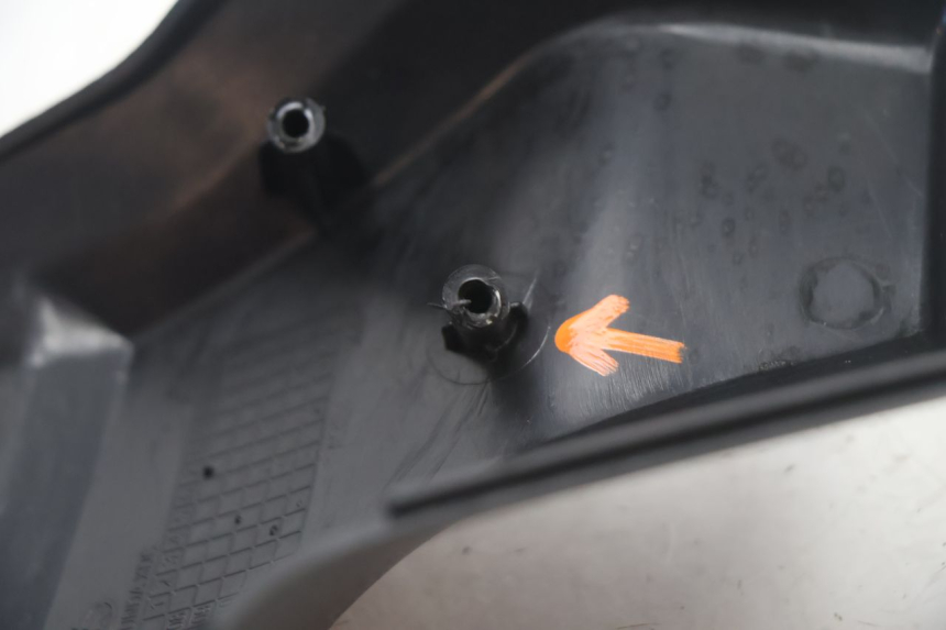 photo de REAR HANDLEBAR COVER RIDE JUMP 2T 50 (2012 - 2017) - Surface and material condition