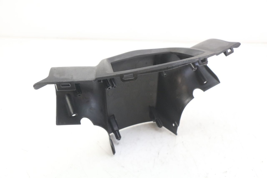 photo de REAR HANDLEBAR COVER PEUGEOT KISBEE 2T 50 (2010 - 2017) - Component detail