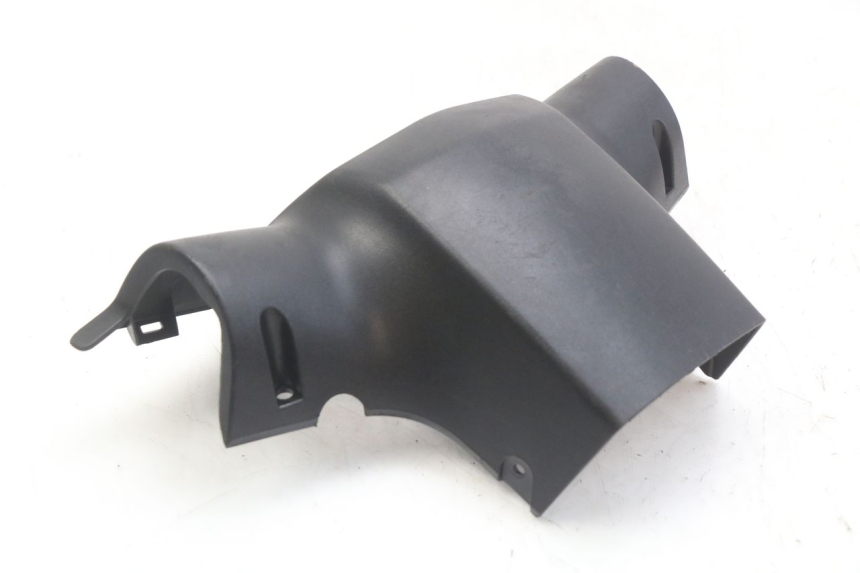 photo de REAR HANDLEBAR COVER PEUGEOT KISBEE 2T 50 (2010 - 2017) - Technical close-up