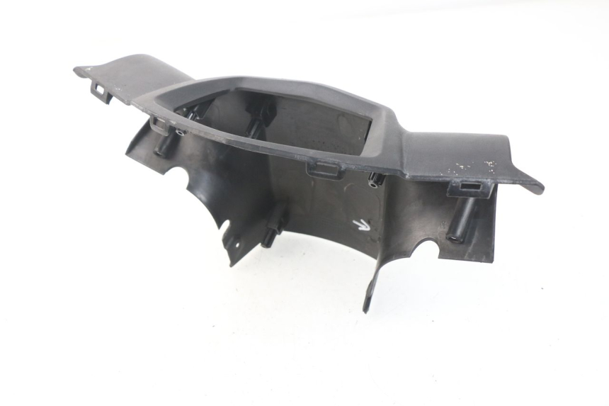 photo de REAR HANDLEBAR COVER PEUGEOT KISBEE 4T 50 (2018 - 2022) - Component detail