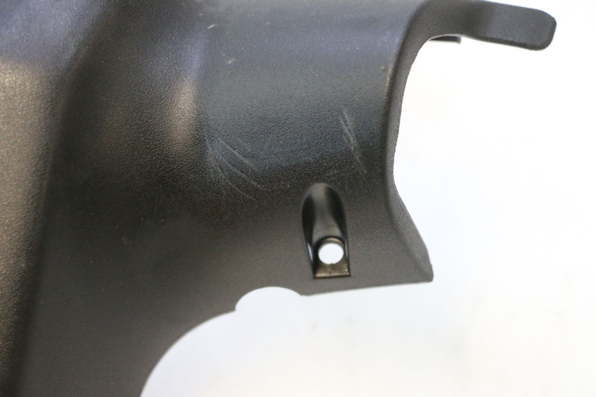 photo de HANDLE BAR REAR PANEL PEUGEOT KISBEE 4T 50 (2023 - 2026) - Component detail