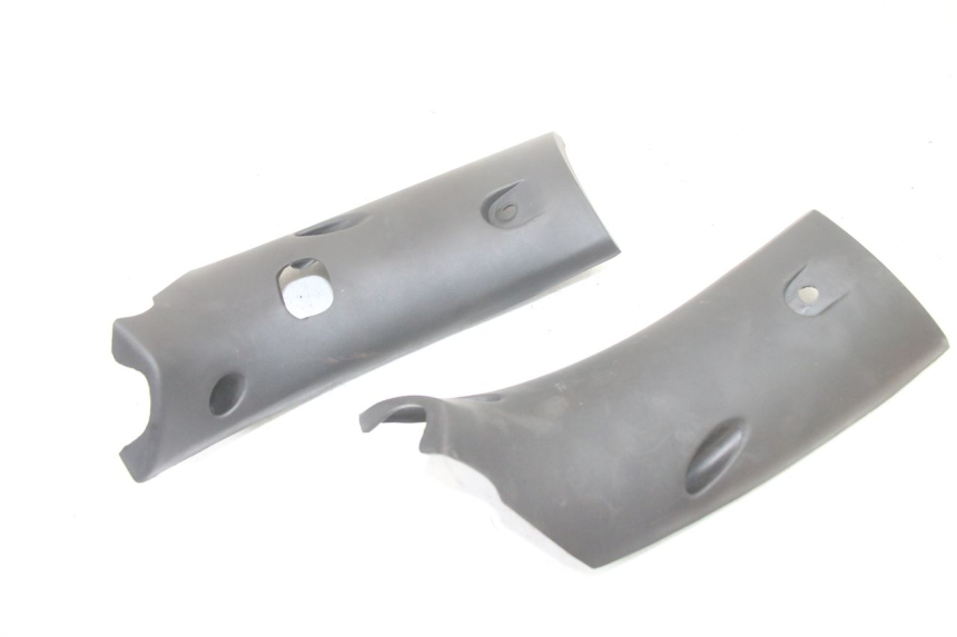 photo de HANDLE BAR REAR PANEL KYMCO GRAND DINK 125 (2008 - 2014) - Zoom on usage condition