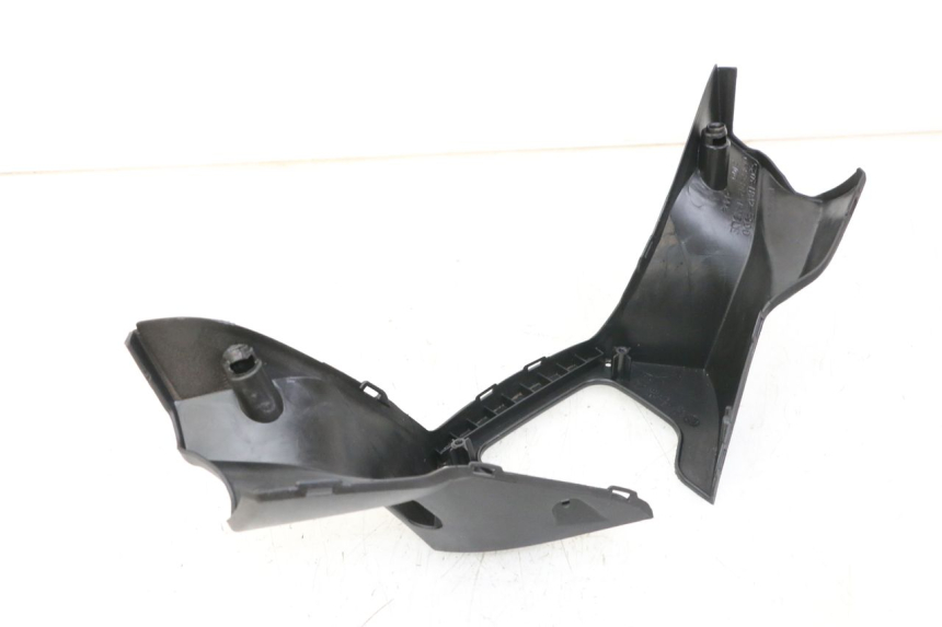photo de HANDLE BAR REAR PANEL KYMCO XCITING 500 (2007 - 2010) - Surface and material condition