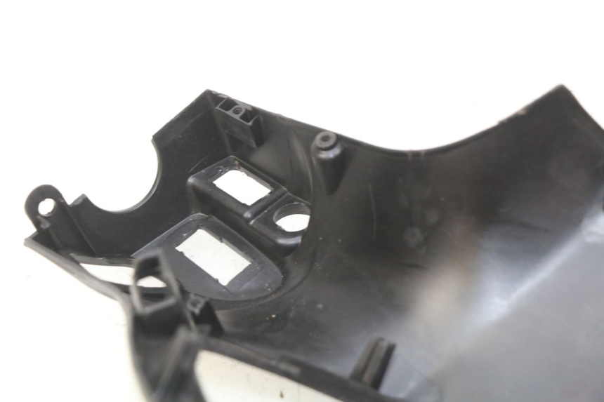 photo de REAR HANDLEBAR COVER PIAGGIO LIBERTY IGET 4T 50 (2015 - 2020) - Zoom on usage condition