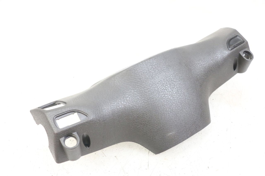 photo de REAR HANDLEBAR COVER PIAGGIO LIBERTY 125 (2009 - 2013) - Additional view of the item