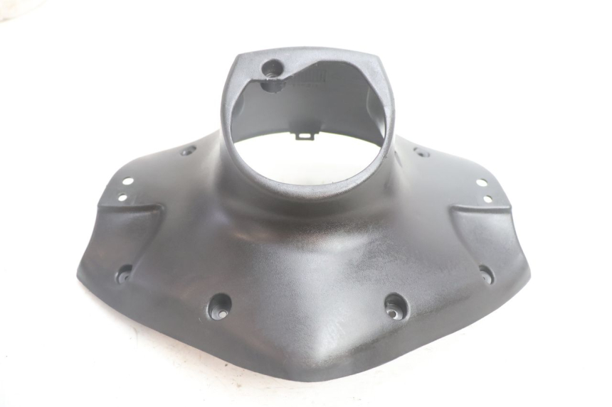 photo de HANDLE BAR REAR PANEL LONGJIA LJ50QT 8M 2T 50 (2010 - 2017) - Component detail