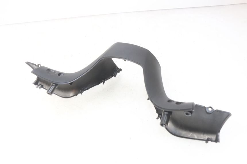 photo de REAR HANDLEBAR COVER PIAGGIO MP3 500 (2014 - 2017) - Alternative perspective