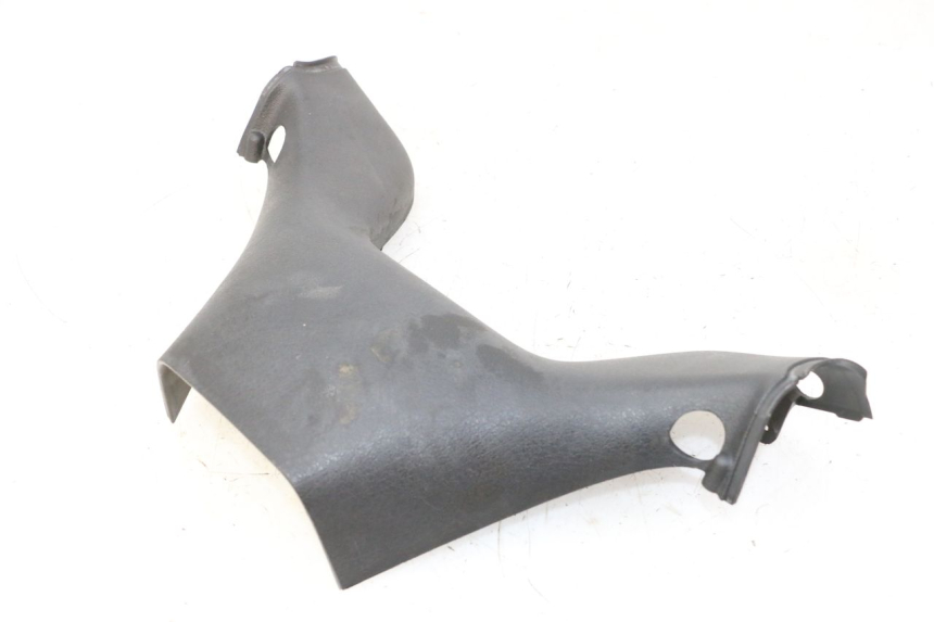 photo de REAR HANDLEBAR COVER PIAGGIO MP3 RL 250 (2006 - 2010) - Component detail