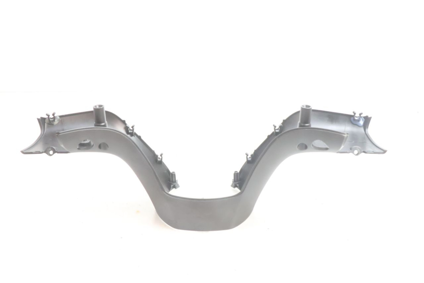 photo de HANDLE BAR REAR PANEL PIAGGIO MP3 500 (2016 - 2018) - Zoom on usage condition