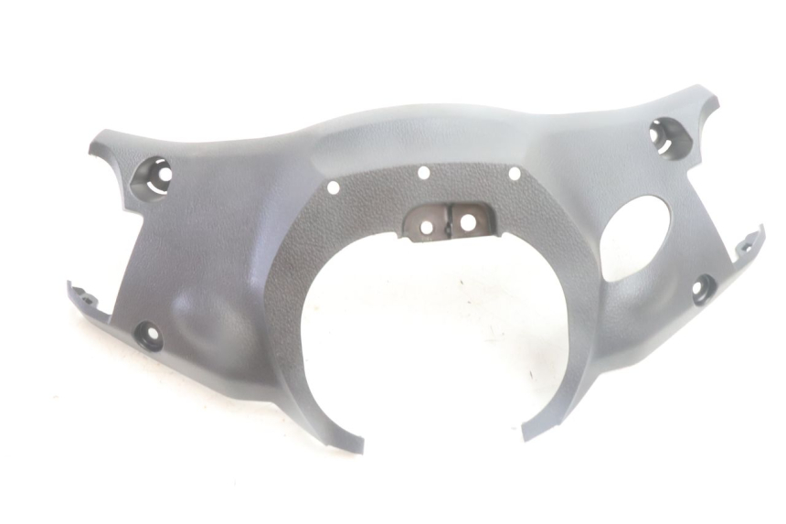 photo de HANDLE BAR REAR PANEL YAMAHA N-MAX NMAX 125 (2021 - 2024) - Zoom on usage condition