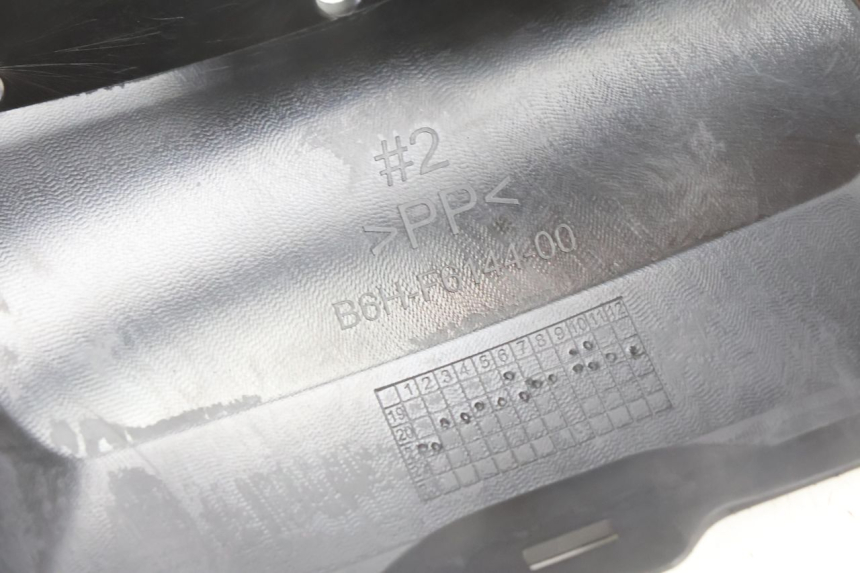 photo de HANDLE BAR REAR PANEL YAMAHA N-MAX NMAX 125 (2021 - 2024) - Technical close-up