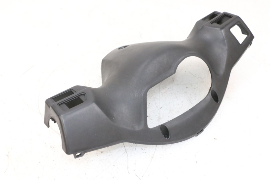 photo de HANDLE BAR REAR PANEL SYM ORBIT 2 50 (2008 - 2014) - Alternative perspective