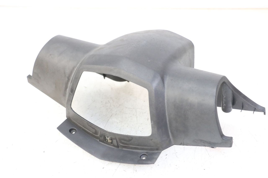 photo de HANDLE BAR REAR PANEL PEUGEOT VIVACITY 125 (2010 - 2017) - Alternative perspective