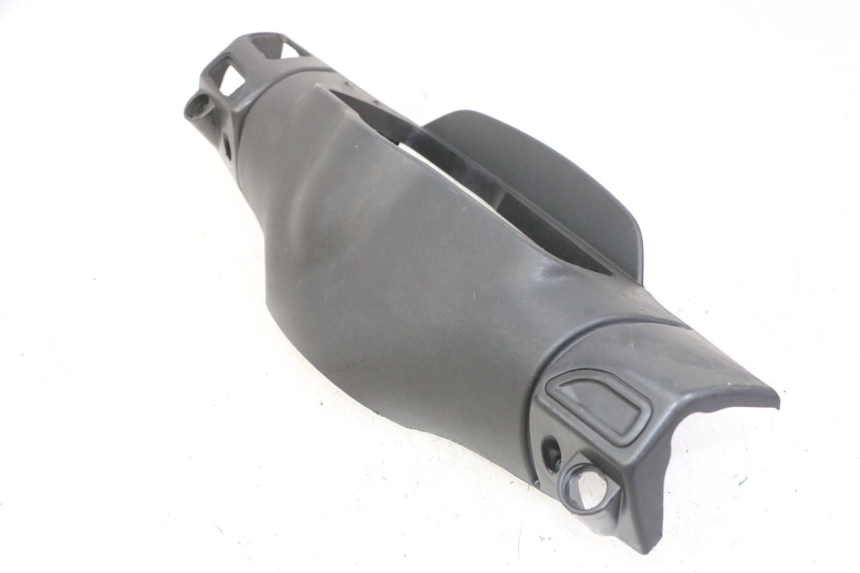 photo de HANDLE BAR REAR PANEL GILERA RUNNER SL 50 (2006 - 2009) - Markings and original references