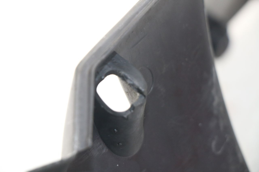 photo de HANDLE BAR REAR PANEL PEUGEOT SC 50 (1988 - 1992) - Zoom on usage condition