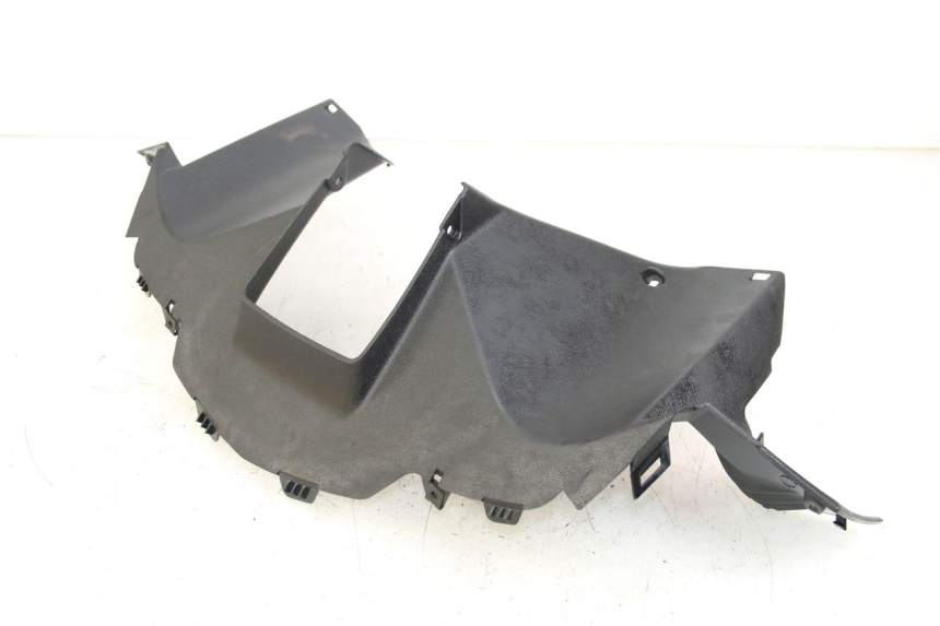 photo de HANDLE BAR REAR PANEL MBK SKYCRUISER 125 (2006 - 2009) - Zoom on usage condition