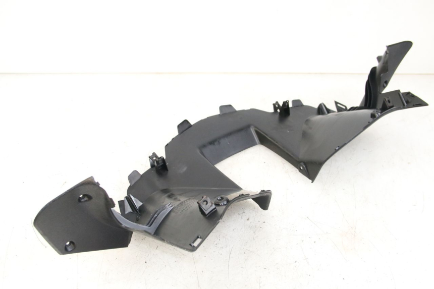 photo de HANDLE BAR REAR PANEL MBK SKYCRUISER 125 (2006 - 2009) - Technical close-up