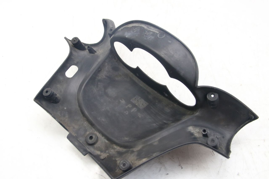 photo de REAR HANDLEBAR COVER MBK SKYLINER 125 (1998 - 2001) - Alternative perspective