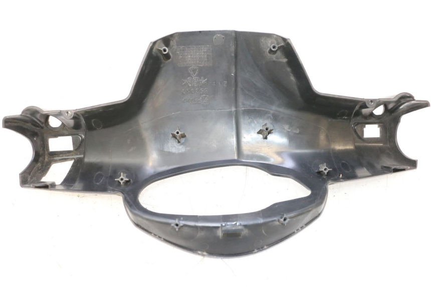 photo de HANDLE BAR REAR PANEL APRILIA SR MOTARD 50 (2012 - 2018) - Technical close-up