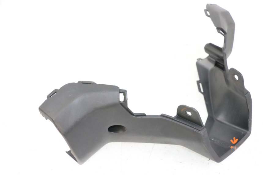 photo de HANDLE BAR REAR PANEL KYMCO SUPER 8 4T 50 (2021 - 2024) - Technical close-up