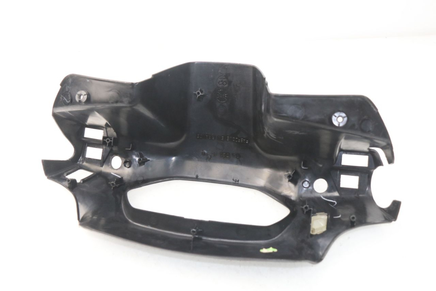 photo de HANDLE BAR REAR PANEL PEUGEOT SV 50 (1992 - 2004) - Alternative perspective