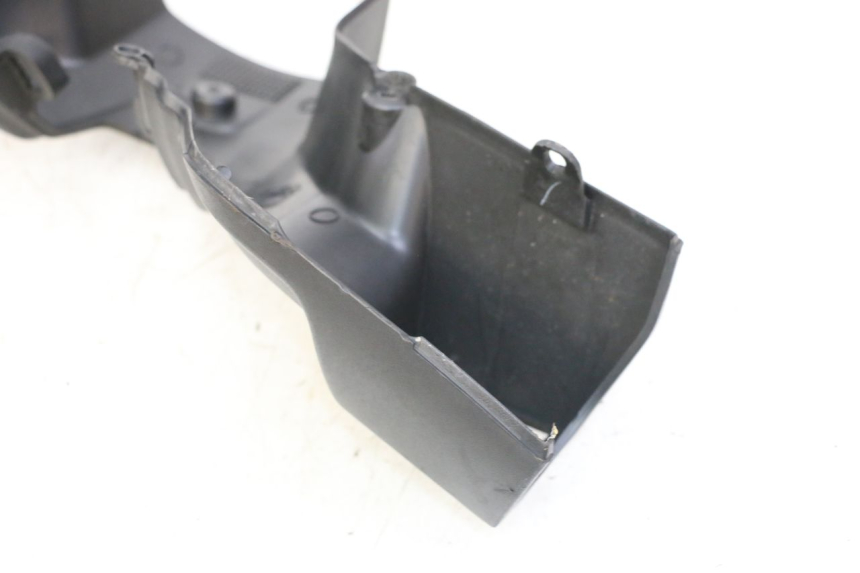 photo de REAR HANDLEBAR COVER APRILIA SXR 50 (2021 - 2023) - Product overview