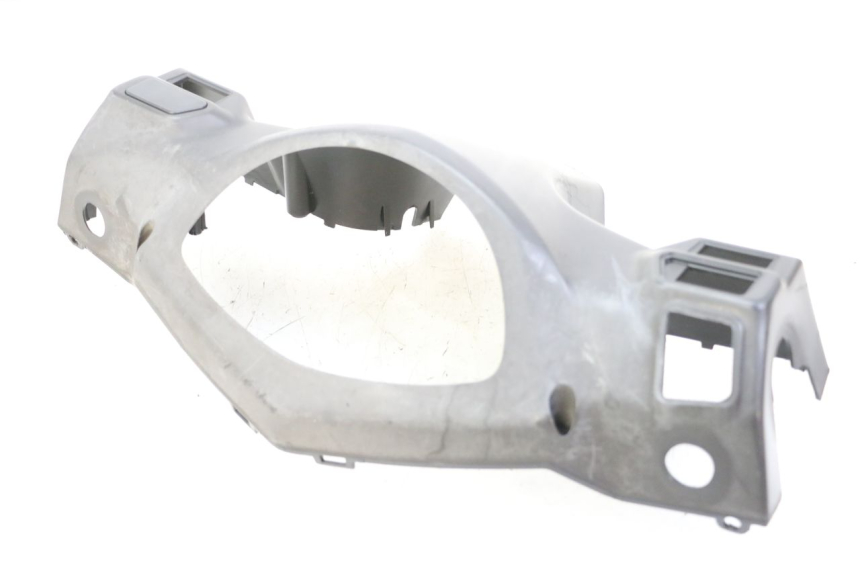 photo de REAR HANDLEBAR COVER SYM ORBIT III 3 4T 50 (2018 - 2021) - Alternative perspective