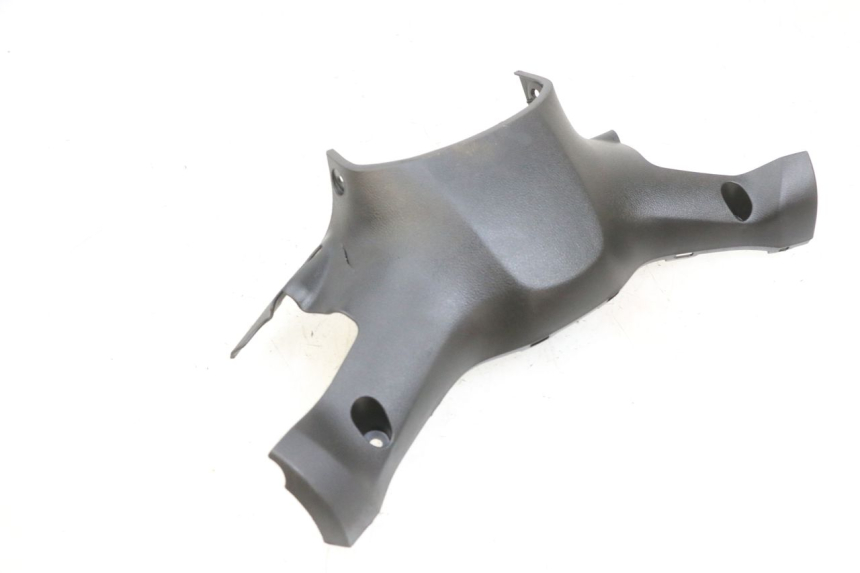 photo de HANDLE BAR REAR PANEL YAMAHA TRICITY 300 (2020 - 2024) - Component detail