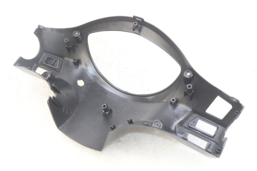 photo de REAR HANDLEBAR COVER PEUGEOT TWEET 4T 50 (2010 - 2014) - Alternative perspective