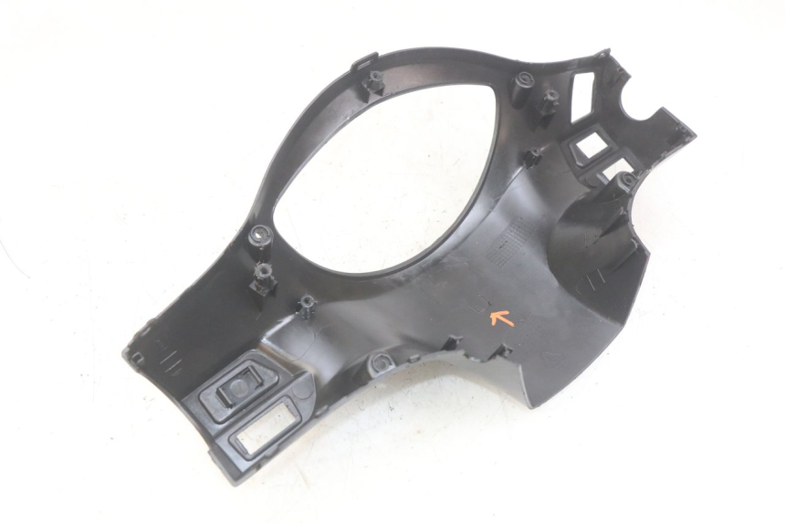 photo de REAR HANDLEBAR COVER PEUGEOT TWEET 4T 50 (2018 - 2022) - Technical close-up