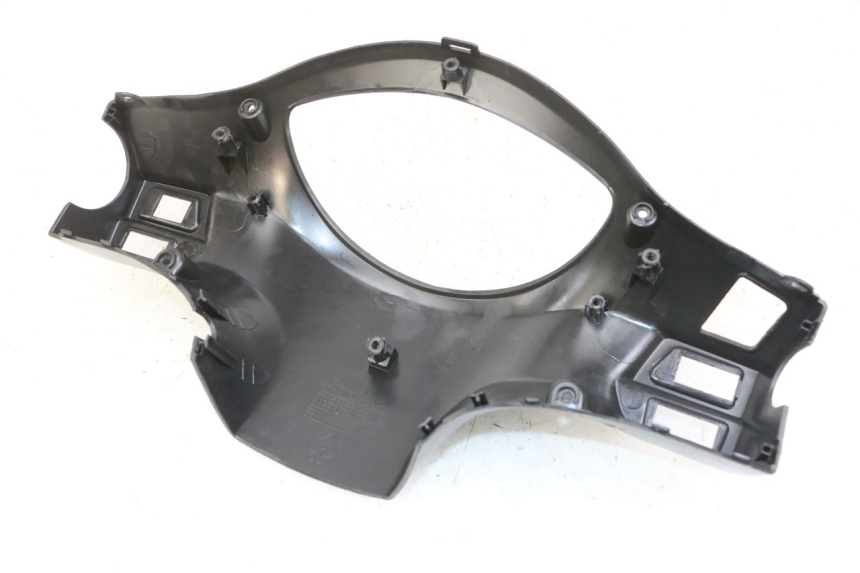 photo de HANDLE BAR REAR PANEL PEUGEOT TWEET PRO CARGO 50 (2018 - 2022) - Fixing points details