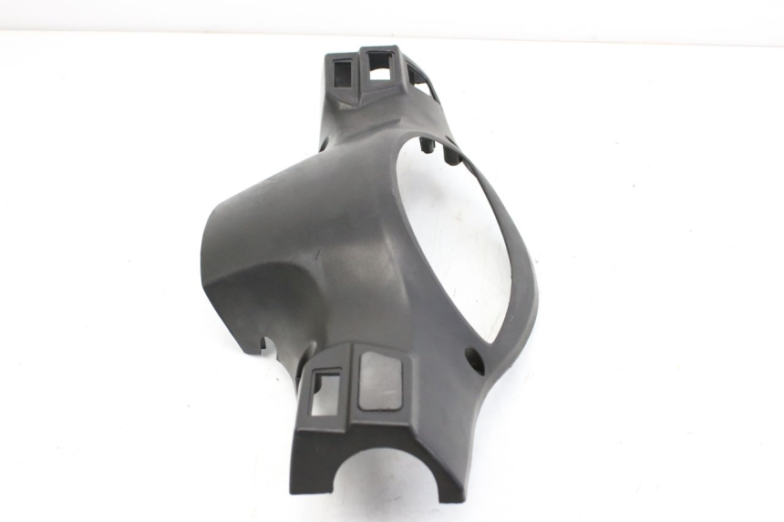 photo de REAR HANDLEBAR COVER PEUGEOT TWEET 125 (2010 - 2017) - Component detail