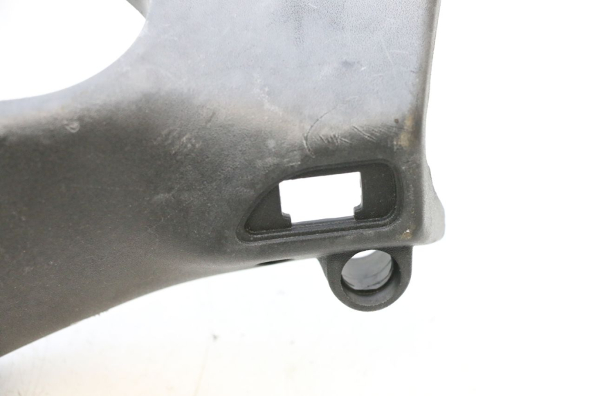 photo de HANDLE BAR REAR PANEL PIAGGIO TYPHOON 50 (2000 - 2009) - Distinctive features