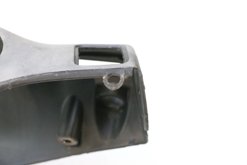 photo de HANDLE BAR REAR PANEL PIAGGIO TYPHOON 50 (2000 - 2009) - Surface and material condition
