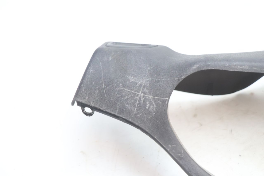 photo de HANDLE BAR REAR PANEL PIAGGIO TYPHOON 50 (2000 - 2009) - Alternative perspective