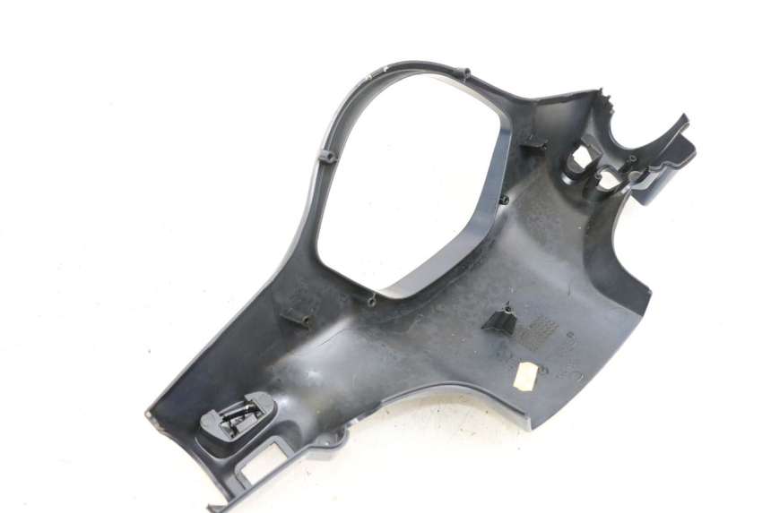 photo de HANDLE BAR REAR PANEL PIAGGIO VESPA LX 125 (2005 - 2010) - Product overview